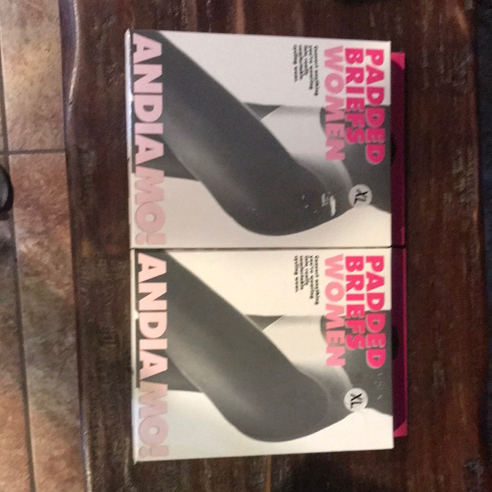 Size XL ladies Andiamo padded cycling/equestrian underwear